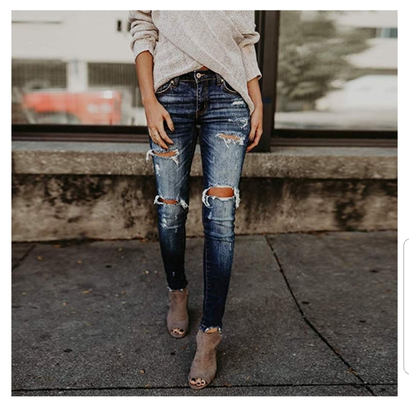 Denim - Distressed jeans